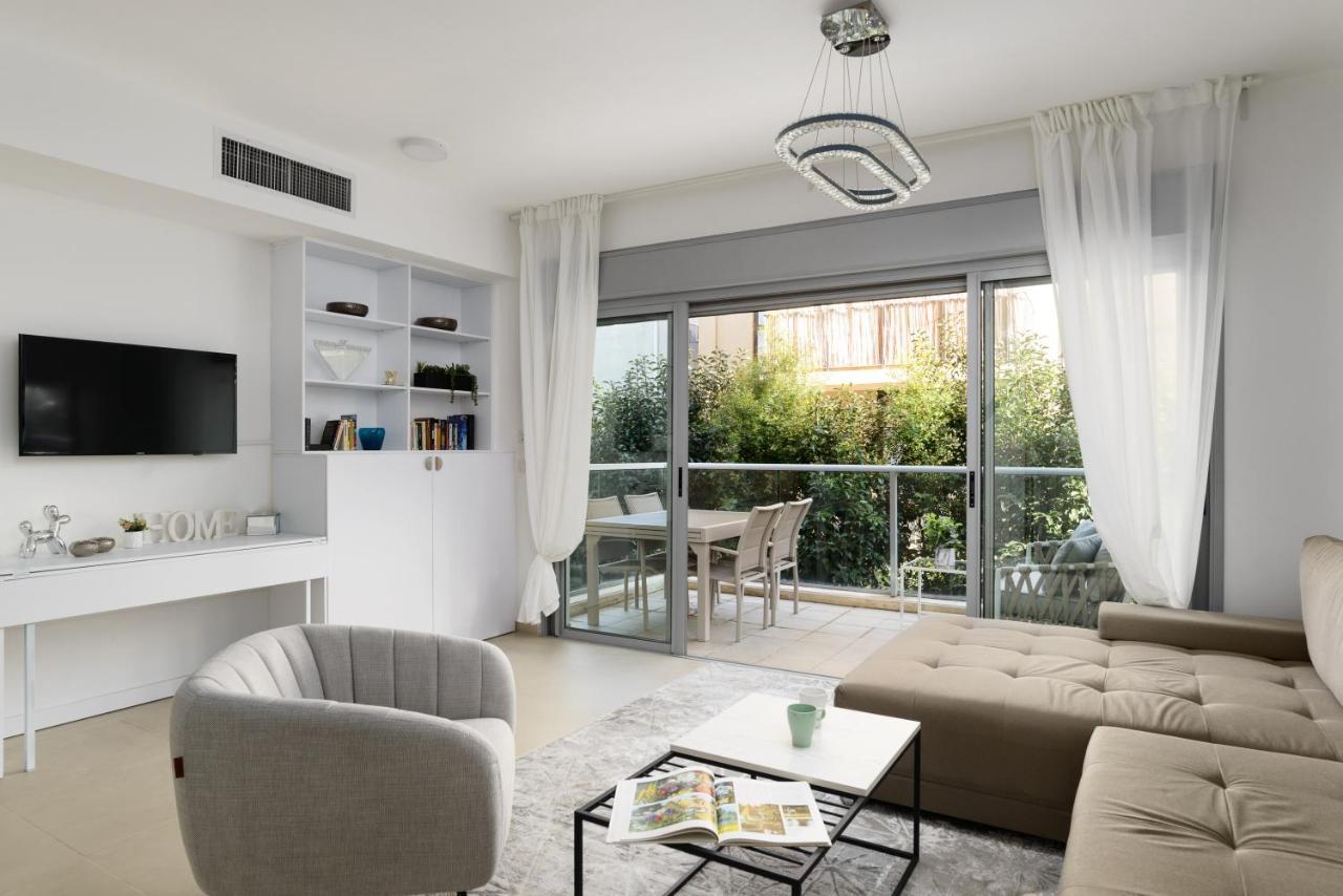 Quiet Hideaway & Terrace Near Beach By Feelhome Τελ Αβίβ Εξωτερικό φωτογραφία